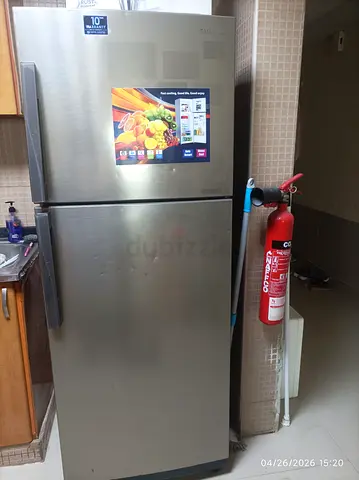 Samsung 2-Door Top Freezer Refrigerator - Stainless Steel, Good Condition