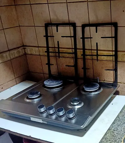Stainless Steel 4-Burner Built-in Gas Hob (Used)