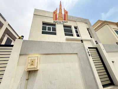 Spacious Like a new 5Bhk villa with 8 washrooms maids ,Laundry & Store room