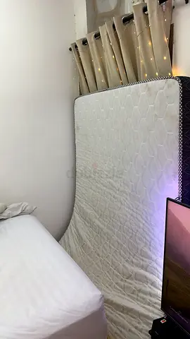 Queen sized mattress in good used condition (150x200)