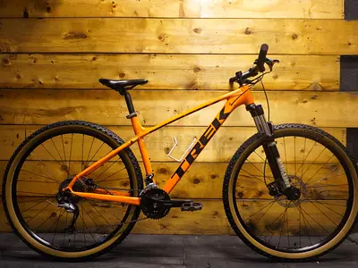 Trek Marlin 7 Mountain Bike
