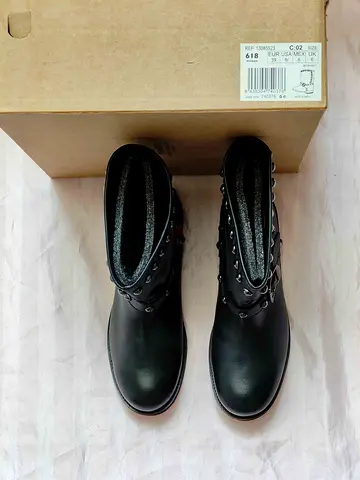Mango genuine leather new boots for women size 39 for 150 aed