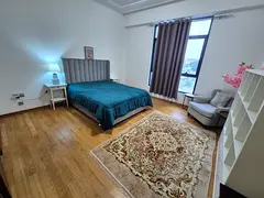 Specious room, Ready to move in. Not CROWDED FLAT