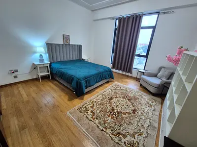 Specious room, Ready to move in. Not CROWDED FLAT