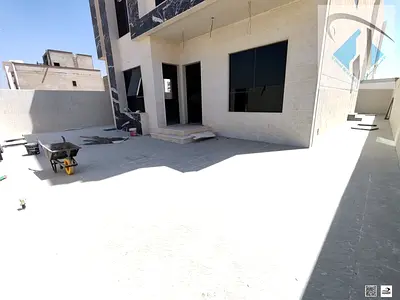 فيلا للايجار بسعر 90 الف اول ساكن مع خزانه حائط