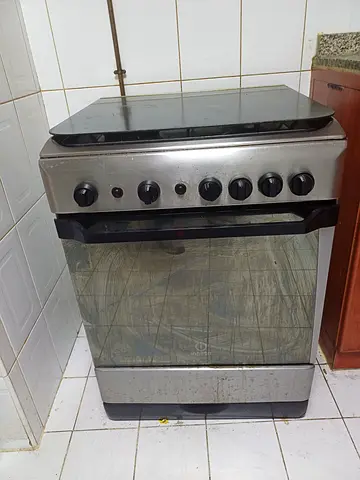 Moving out sale , home appliances