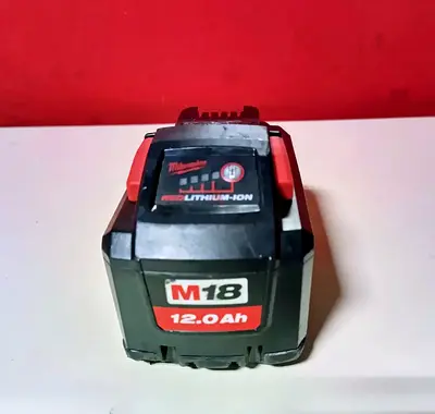 MILWAUKEE 18V/12.0 AH BATTERY