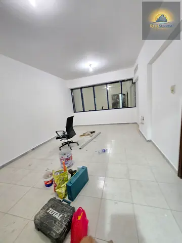 RENOVATION 3 BEDROOM HALL APARTMENT AVAILABLE AT AIRPORT ROAD NEAR TANKER MAI