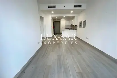 Pool View | High floor | Big unit