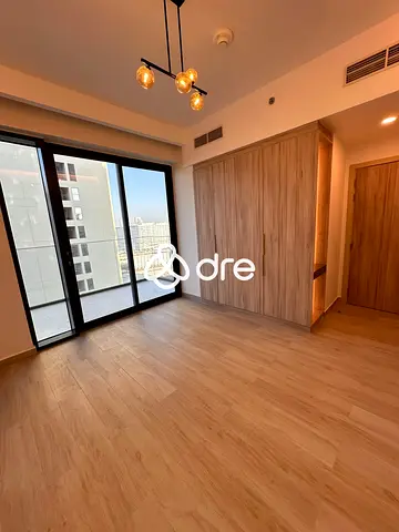 Prime JVC Living | Private Balcony | Contemporary