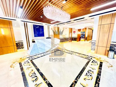 Open view big space with ceiling maintenance free￼