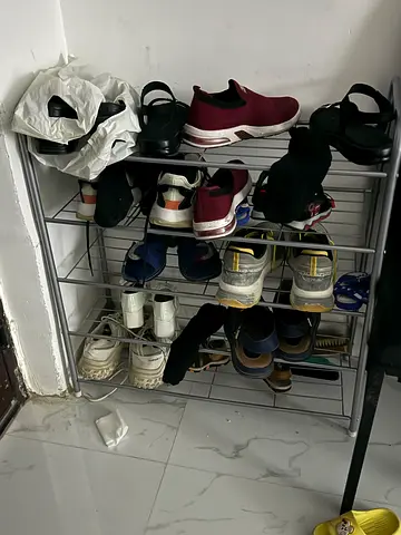 Shoes rack metal