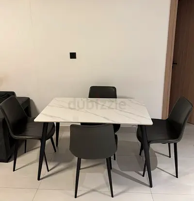 Dining Table with 4 Chairs – Marble Finish – Good Condition