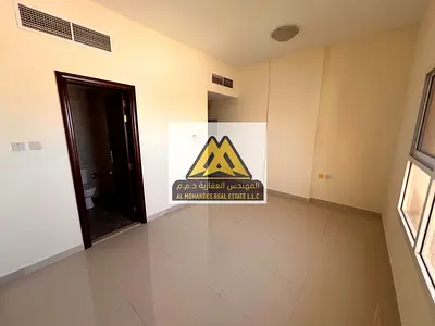استديو مطبخ شبة منفصل تكييف مركزي مساحات واسعه وموقع مميز
