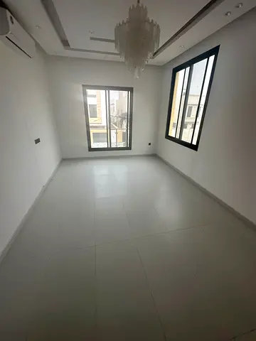 🏡 فيلا للبيع في الحليو 2 – عجمان