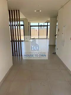 Corner Advantage | Single Row | Perfect Home