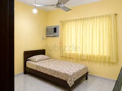 karama spacious room for rent