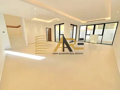 Luxurious townhouse available at prime location.
