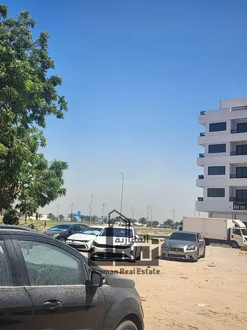 With a 9% return, freehold ownership for all nationalities, a building for sale in Hills with an area of 5487 sq. ft., price 11,000,000 AED