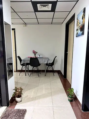 Bed space available for Indian ladies (preferably Keralites) at AED 700, inclusive of all amenities.