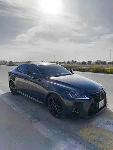 Facelifted Lexus IS 300 with Good Running Condition