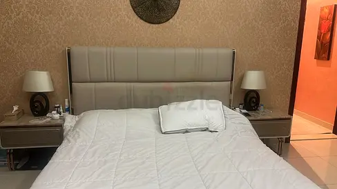 Bedroom غرفة نوم