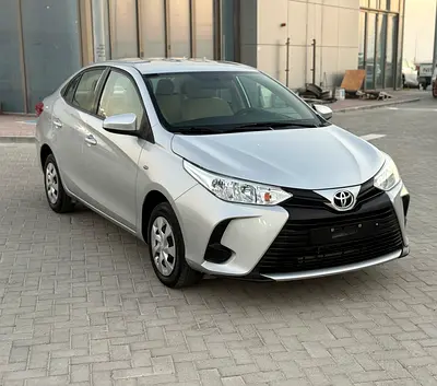 2021 Toyota YARIS — фото 2