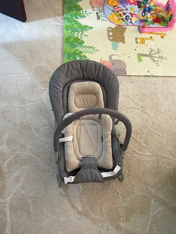 Junuors baby rocker/carrier with removable insert - good condition