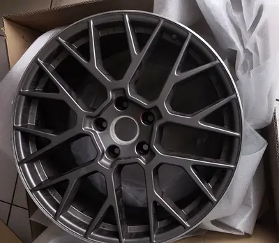 OEM Porsche 911 (992) RS Spyder Wheels 20/21” Anthracite – Excellent Condition – No Tyres