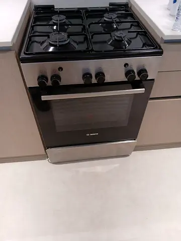 Bosch four burner full gas cooker size 60cm