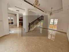 CORNER MASSIVE HIGH QUALITY 4 MASTER BR VILLA WITH BACKYARD