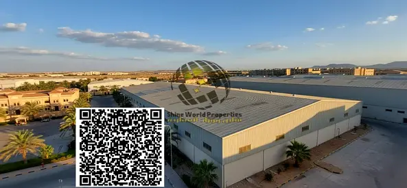 مجمع استثماري متكامل بعائد قوي للبيع وموقع مميز