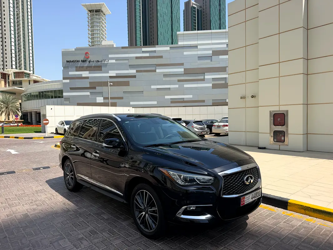 Infiniti QX60 2018 — photo 1 of 15