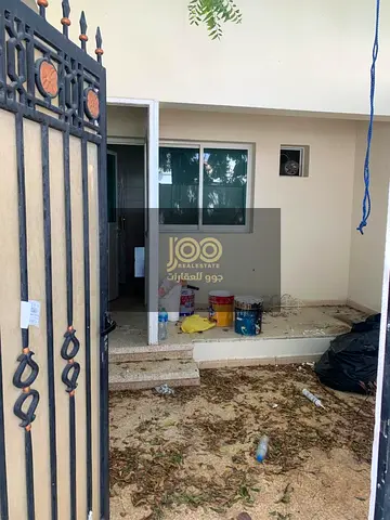 He has two rooms and a hall in Salma Oud Tayir