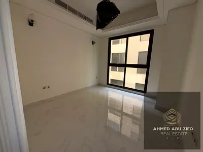 أول ساكن غرفتين وصالة التلة 2 - مجلس، 3 حمام، مكيف مركزي، بلكون، خزائن حائط، شهر مجاني، مسبح، جاكوزي، 55 ألف، 4 أو 6 دفعات - عجمان