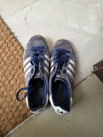 Used Adidas Campus navy blue sneakers - mens size (good condition)
