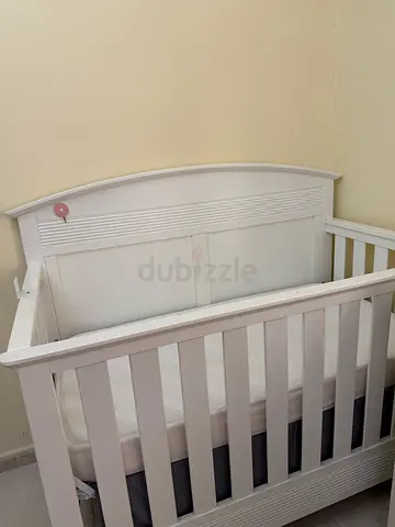 Baby crib with mattress for sale