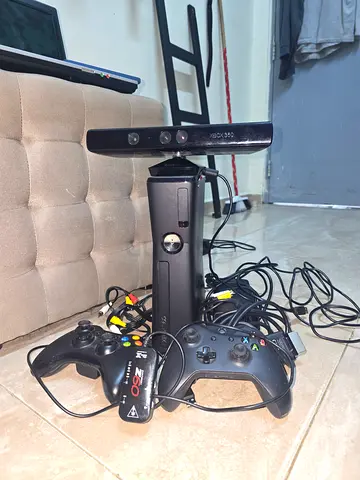 Xbox 360 with camera 2 controller