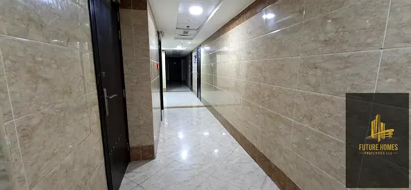 Lavish 1bhk with free parking on prime location