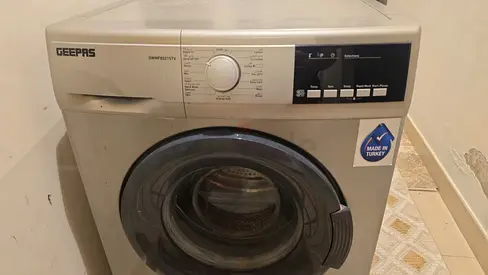 Washing machine. Selling because moving out