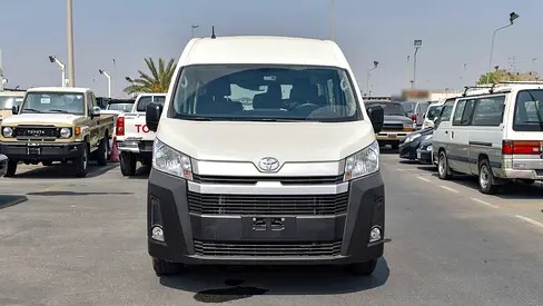 Toyota Hiace DLX 2026 - GCC Specs - Brand New