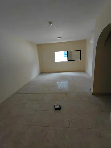 عزاب رسمي – فرصة للإيجار في المجاز 1 ✨📣 🏡 المجاز 1 🛏️ شقة غرفتين وصالة 🚿 3 حمامات 📐 مساحة كبيرة 🌇 بلكونة