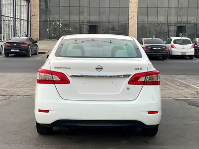 2017 Nissan SENTRA photo 5