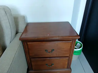 A attractive solid bed set
