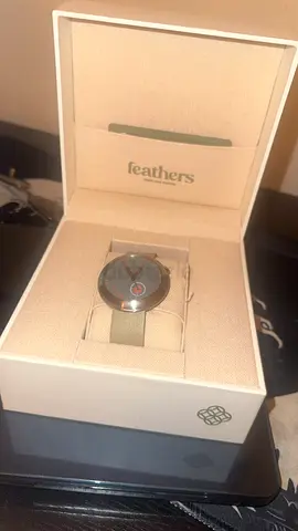 FEATHERS WATCH