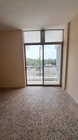 Bed Space Ready to Occupy Near Lulu Express,Murabaa