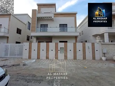 Luxurious finishes / Modern design / Prime location close to services / Spacious area / Flexible payment plans / Open view