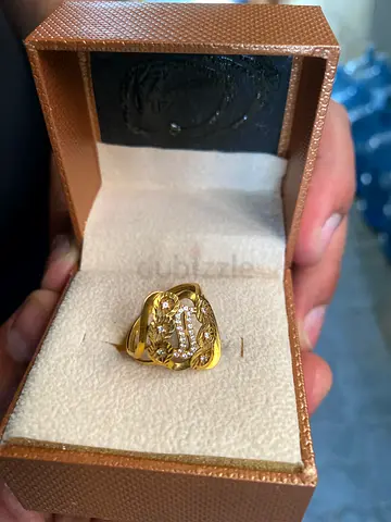 Gold ring 💍 urgent Sale