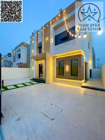 High-end villa, first occupancy, spacious rooms with wardrobes