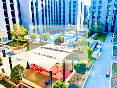 استوديو جميل مع شرفة متاح للإيجار